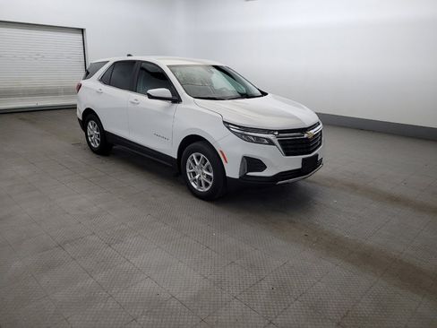 Used 2023 Chevrolet Equinox LT AWD/4WD image 13