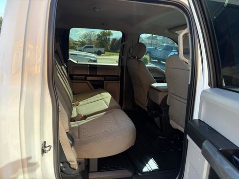 Used 2018 Ford F250 XLT w/ FX4 Off-Road Package AWD/4WD image 6