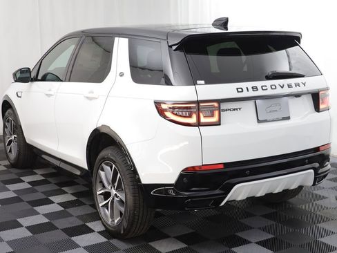 New 2026 Land Rover Discovery Sport Landmark AWD/4WD image 17