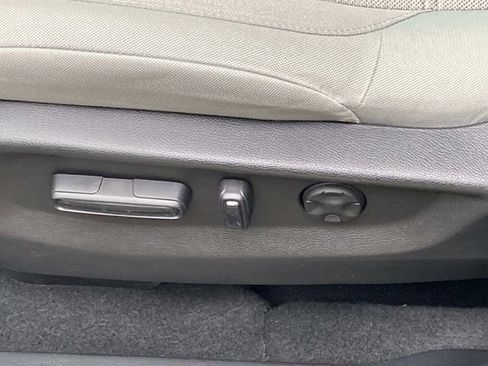 Used 2019 Honda CR-V EX image 14