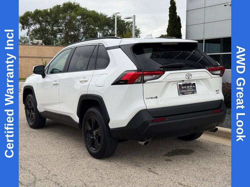 Used 2023 Toyota RAV4 XLE AWD/4WD image 5