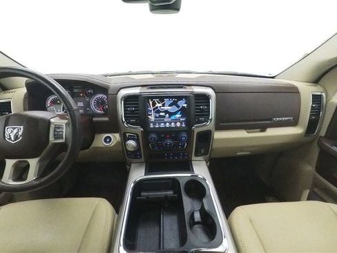 Used 2017 RAM 1500 Laramie w/ Convenience Group image 32