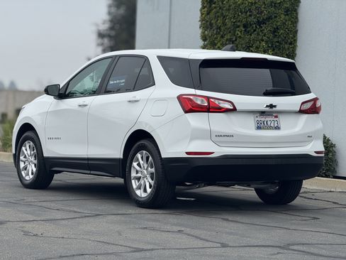 Certified 2020 Chevrolet Equinox LS w/ LS Convenience Package image 5