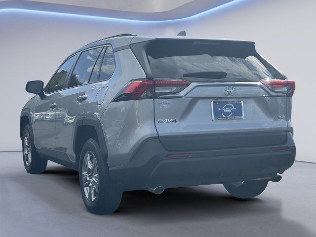 Used 2024 Toyota RAV4 XLE FWD image 6