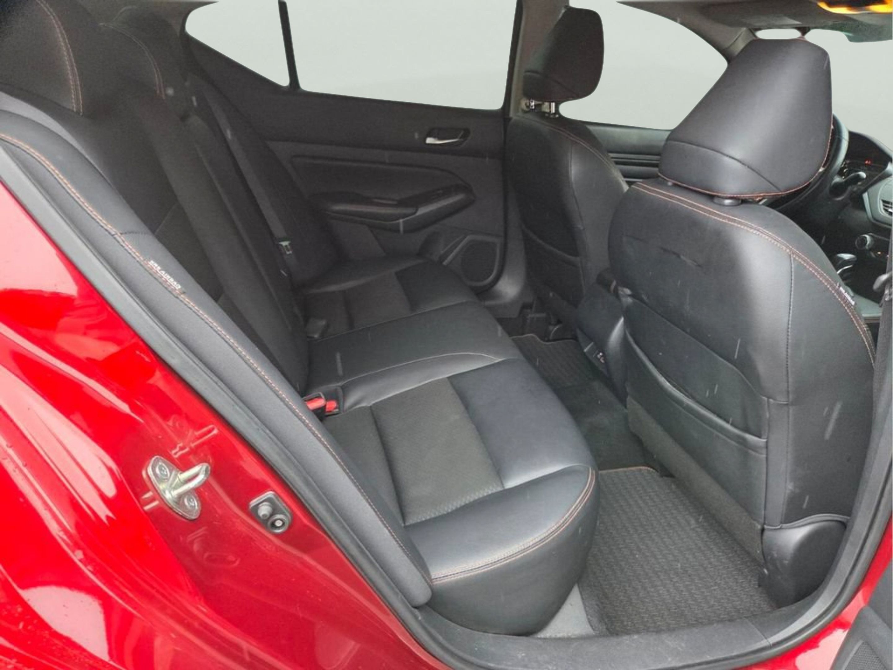 Used 2020 Nissan Altima 2.5 SR FWD image 14