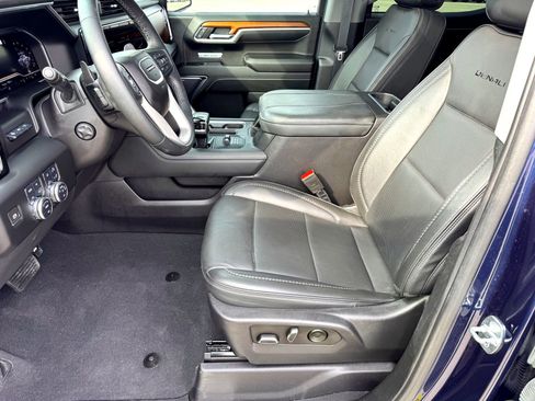 Used 2023 GMC Sierra 1500 Denali w/ Denali Reserve Package image 13