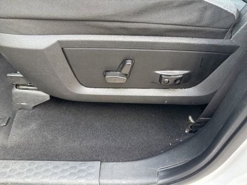 Used 2023 RAM 1500 Classic SLT w/ Trailer & Traction Group image 8