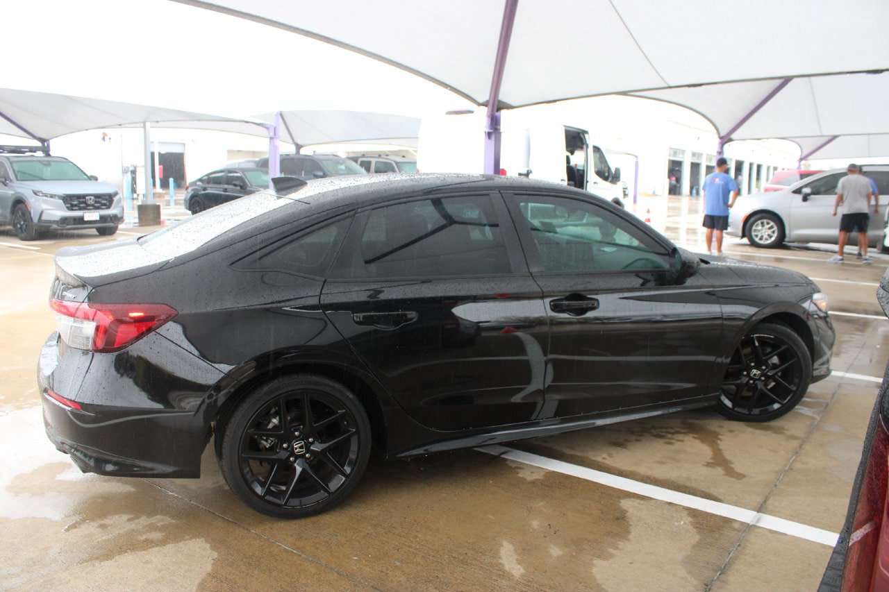 Used 2025 Honda Civic Sport image 7