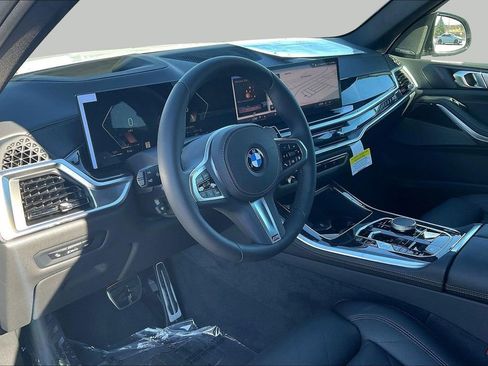 New 2026 BMW X5 xDrive40i w/ M Sport Package AWD/4WD image 7