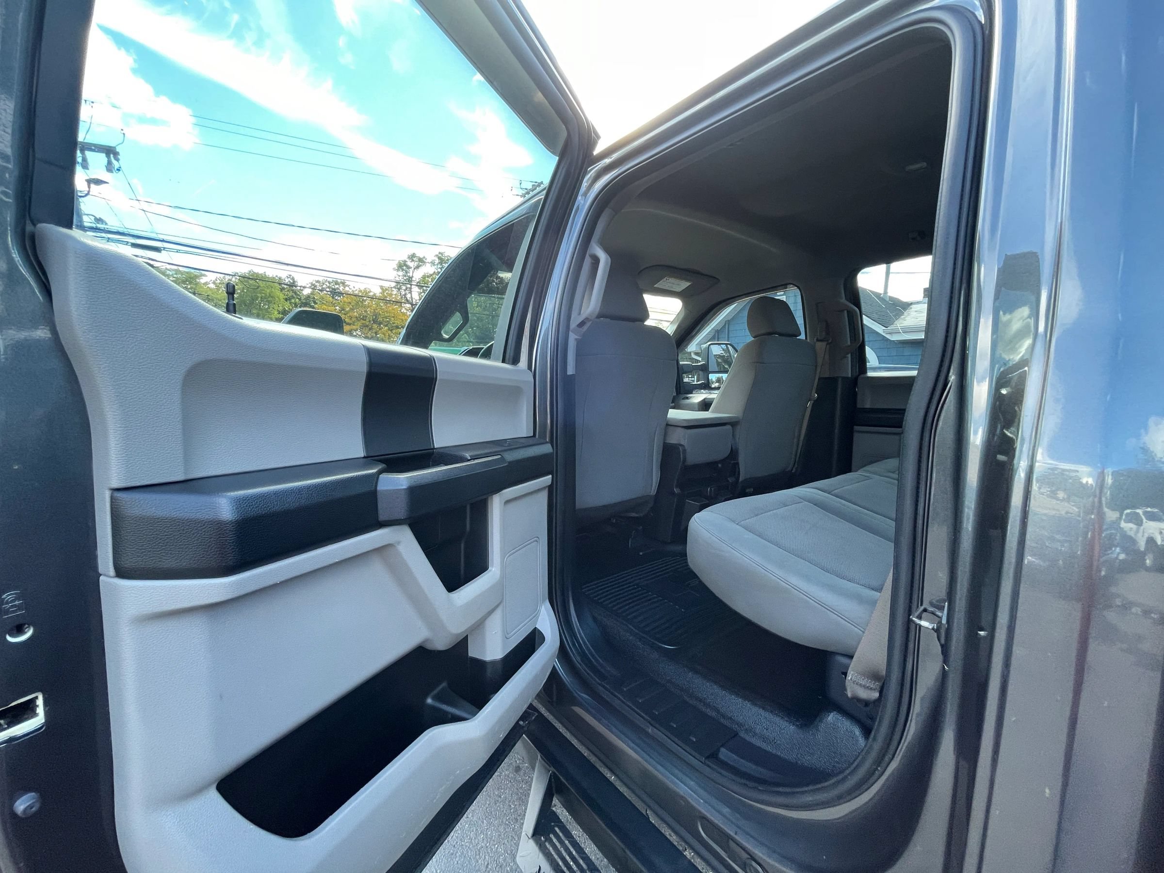 Used 2017 Ford F350 XL AWD/4WD image 22