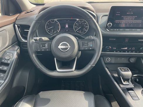 Certified 2023 Nissan Rogue SV w/ SV Premium Package AWD/4WD image 10