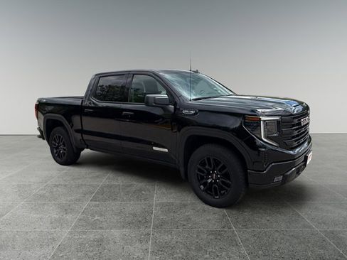 Used 2024 GMC Sierra 1500 Elevation AWD/4WD image 7