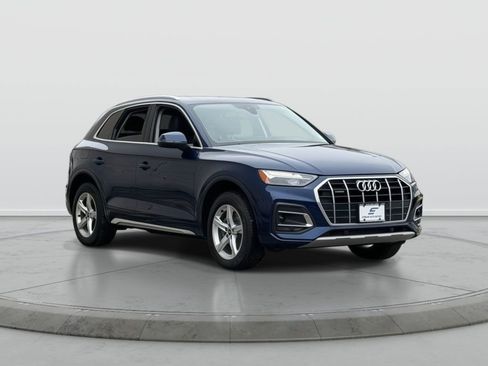 Used 2021 Audi Q5 2.0T Premium w/ Convenience Package image 1