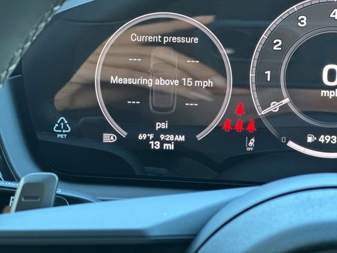 New 2026 Porsche Cayenne AWD/4WD image 32