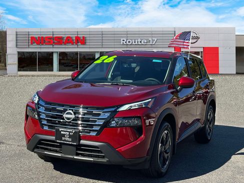 Used 2026 Nissan Rogue SV image 2