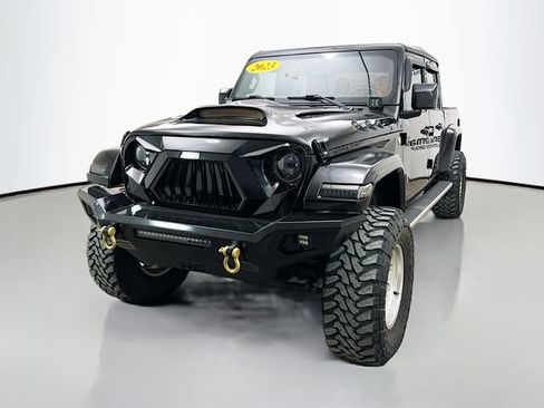 Used 2023 Jeep Gladiator Sport image 4