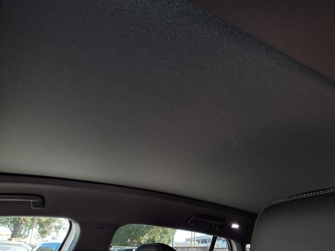 Used 2024 Volkswagen ID.4 S image 15