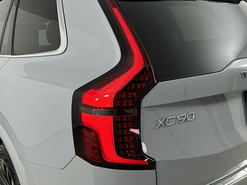 Used 2026 Volvo XC90 B6 Plus AWD/4WD image 12
