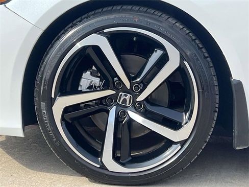 Certified 2022 Honda Accord Sport image 6