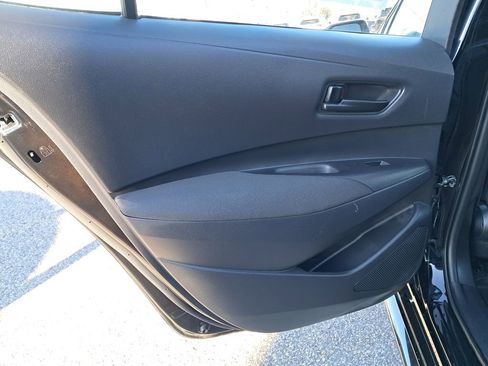 Used 2025 Toyota Corolla LE image 10