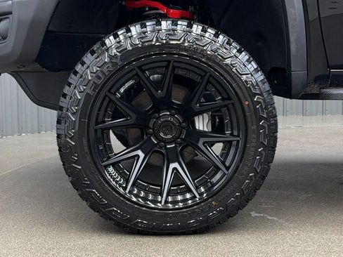 Used 2026 GMC Sierra 1500 AT4X AWD/4WD image 10