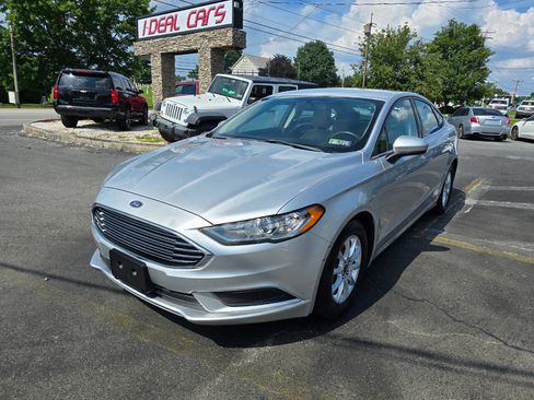 Used 2017 Ford Fusion S image 7