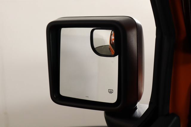 Used 2023 Jeep Wrangler Unlimited Sahara AWD/4WD image 40