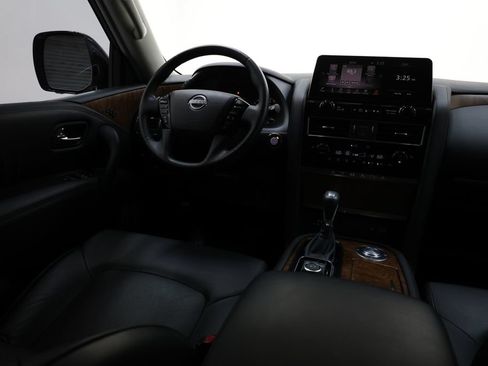 Used 2024 Nissan Armada SL w/ Captain's Chairs Package RWD image 83