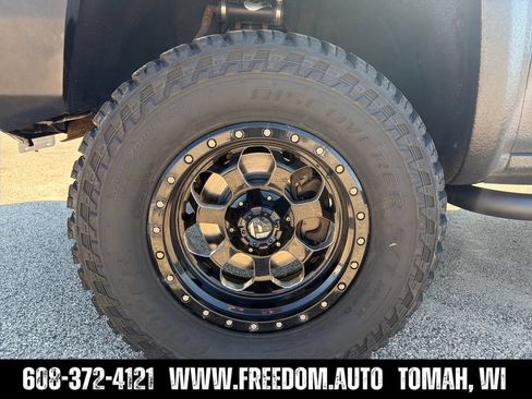 Used 2014 Chevrolet Silverado 1500 LT w/ LT Convenience Package AWD/4WD image 13