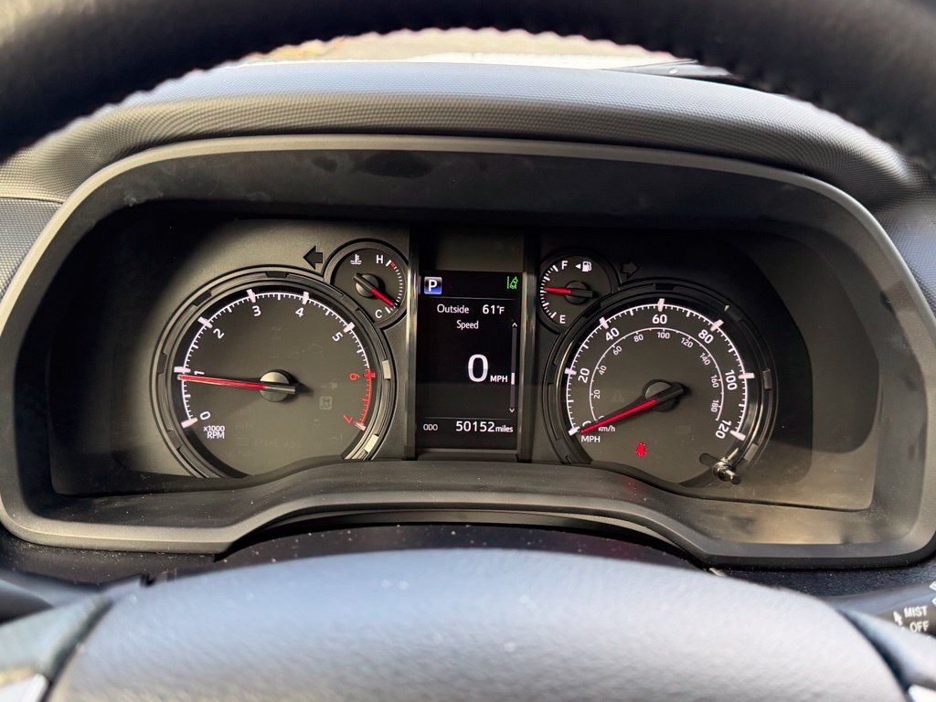 Used 2023 Toyota 4Runner SR5 Premium w/ Moonroof Package AWD/4WD image 23