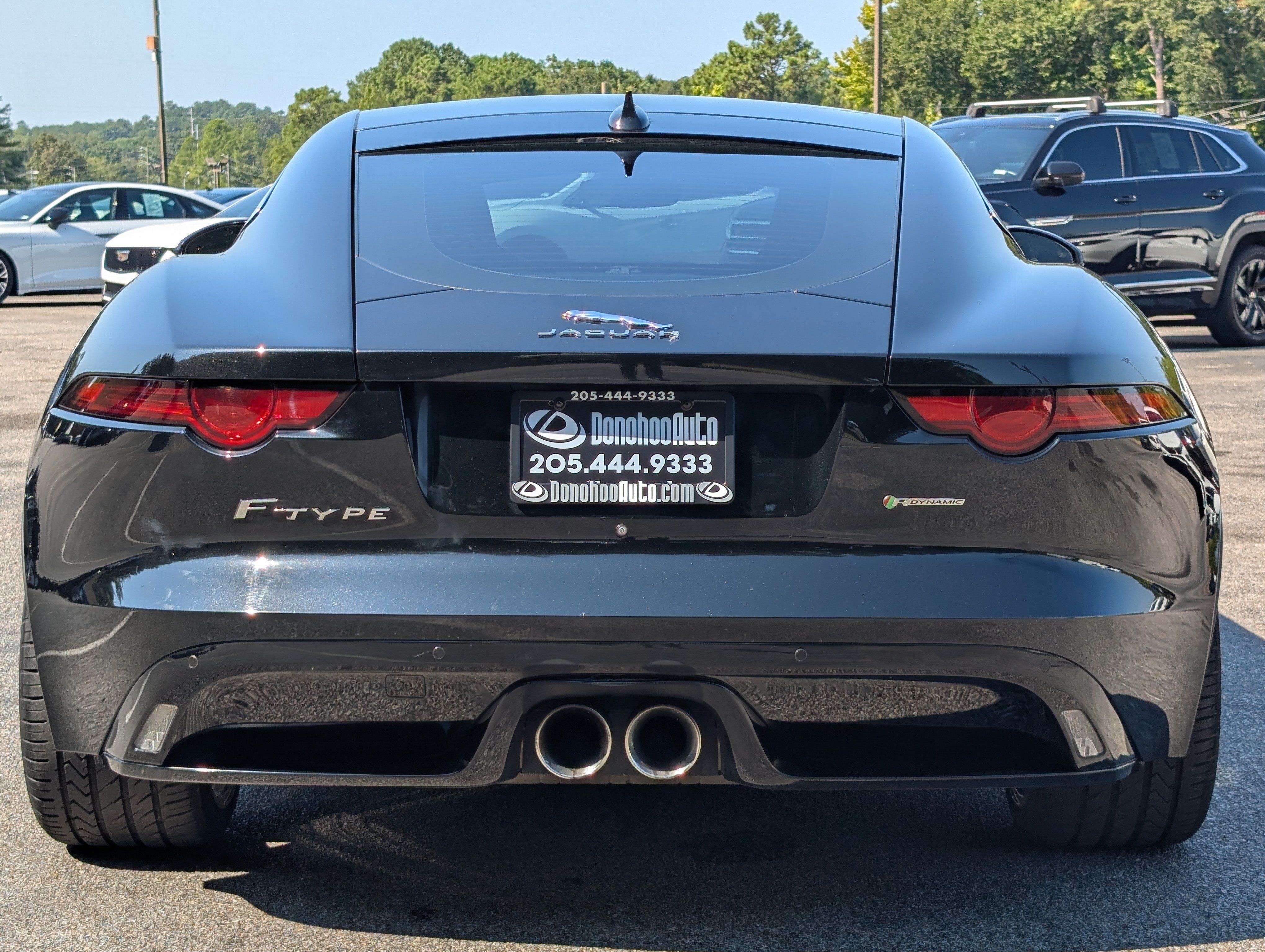 Used 2018 Jaguar F-TYPE R-Dynamic RWD image 8