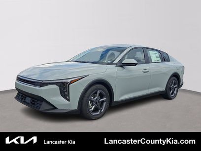 New 2025 Kia K4 LXS