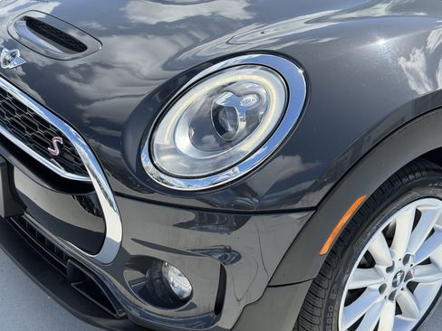 Used 2017 MINI Cooper Clubman S image 8