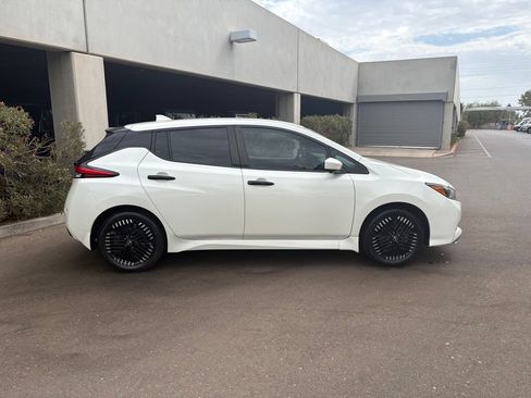 Used 2023 Nissan Leaf SV Plus FWD image 6