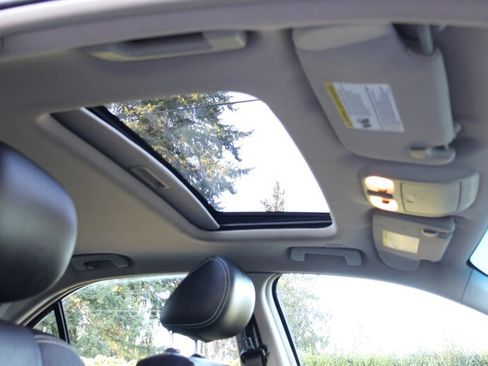 Used 2010 Ford Fusion SEL image 9