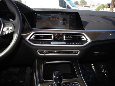 Used 2023 BMW X5 sDrive40i w/ Parking Assistance Package image 18