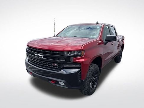Used 2021 Chevrolet Silverado 1500 LT Trail Boss w/ Convenience Package II image 3