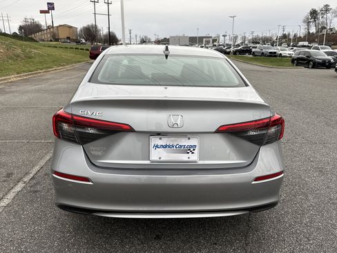 Certified 2023 Honda Civic EX image 9