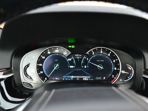 Used 2018 BMW 540i xDrive AWD/4WD image 33