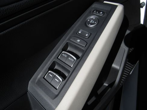 New 2025 Honda Accord LX image 19