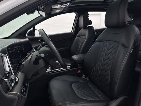 Certified 2025 Kia Sportage X-Pro Prestige AWD/4WD image 21