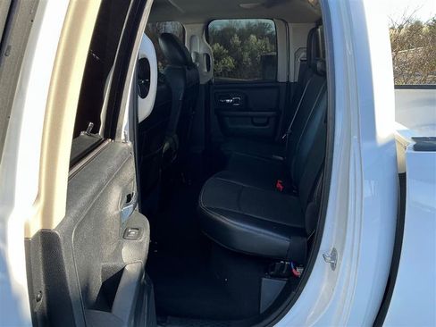 Used 2016 RAM 1500 Laramie w/ Convenience Group image 25