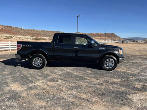 Used 2011 Ford F150 Lariat w/ Lariat Chrome Pkg image 2