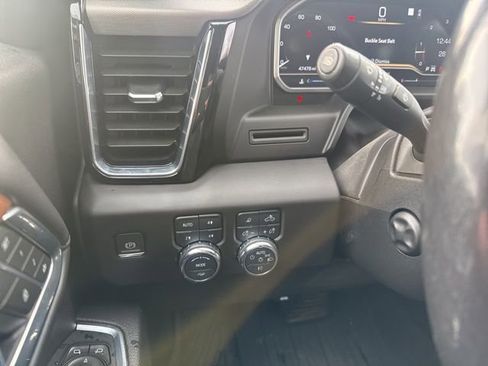 Certified 2022 GMC Sierra 1500 Denali image 24