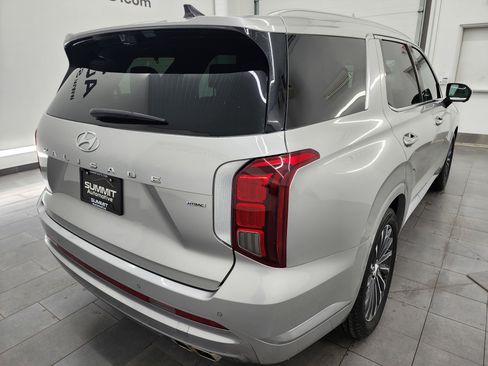 Used 2024 Hyundai Palisade Calligraphy image 5