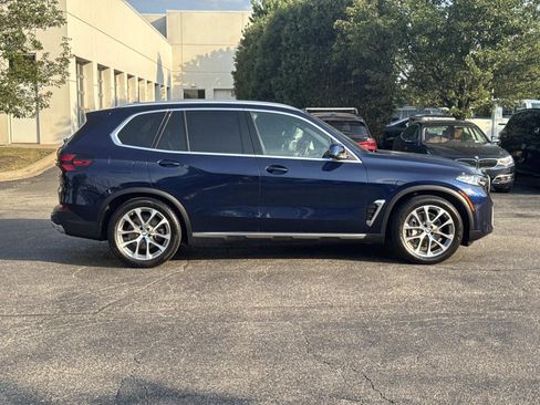 Used 2025 BMW X5 xDrive40i w/ Executive Package AWD/4WD image 4