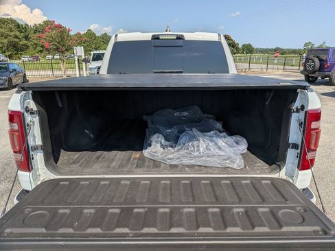 Used 2024 RAM 1500 Limited AWD/4WD image 34