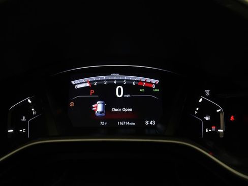 Used 2018 Honda CR-V EX image 2
