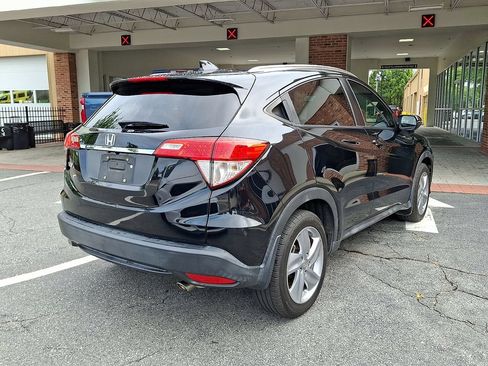 Used 2019 Honda HR-V EX image 4