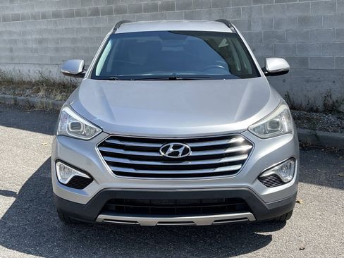Used 2016 Hyundai Santa Fe SE w/ Option Group 02 AWD/4WD image 2